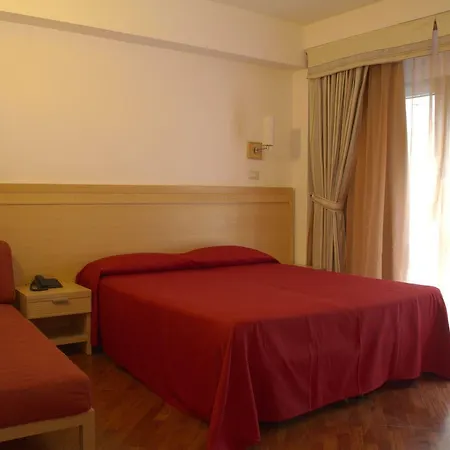 Hotel Town 3*