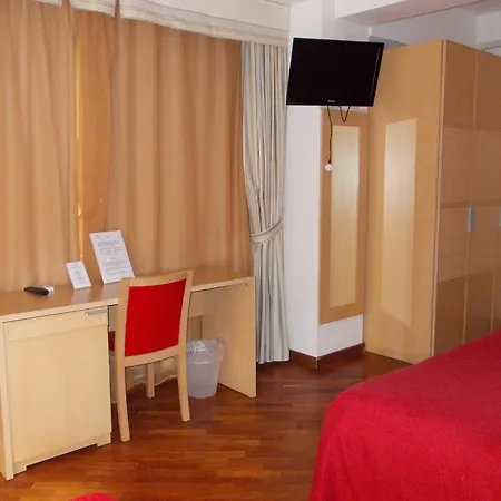 Hotel Town 3*