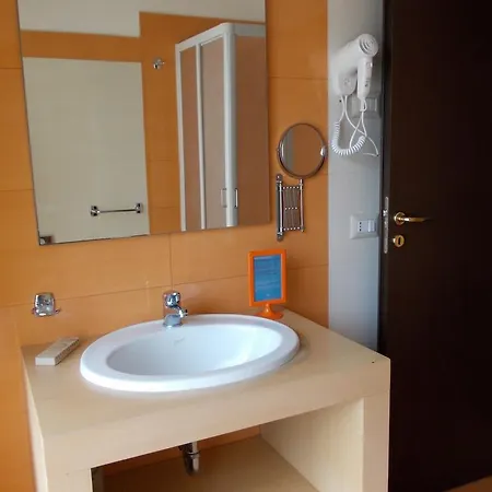 Hotel Town 3*