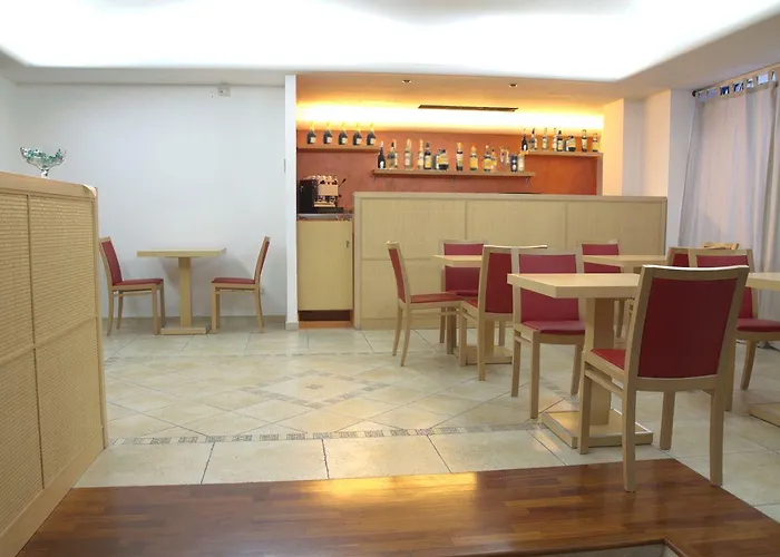 Town Hotell
